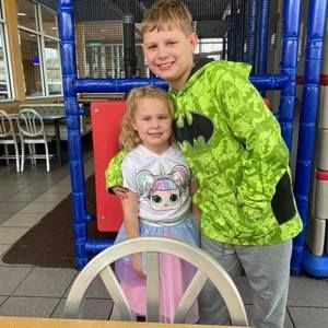 Meet your Posher, Christopher